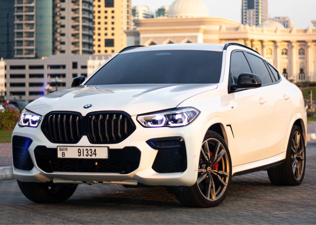 Rent BMW X6 M50 i