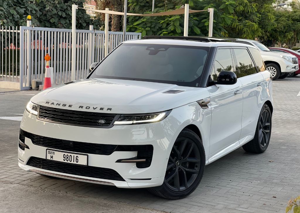 Rent Range Rover sport 2023 تأجير رانج روفر ٢٠٢٣