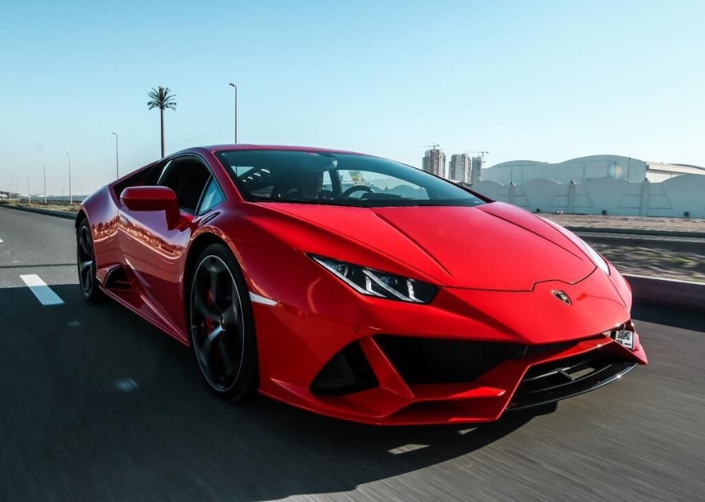 Rent Lamborghini Huracan Evo 2022