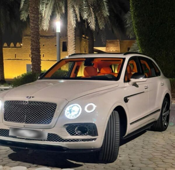 Bentley Bentayga 2021