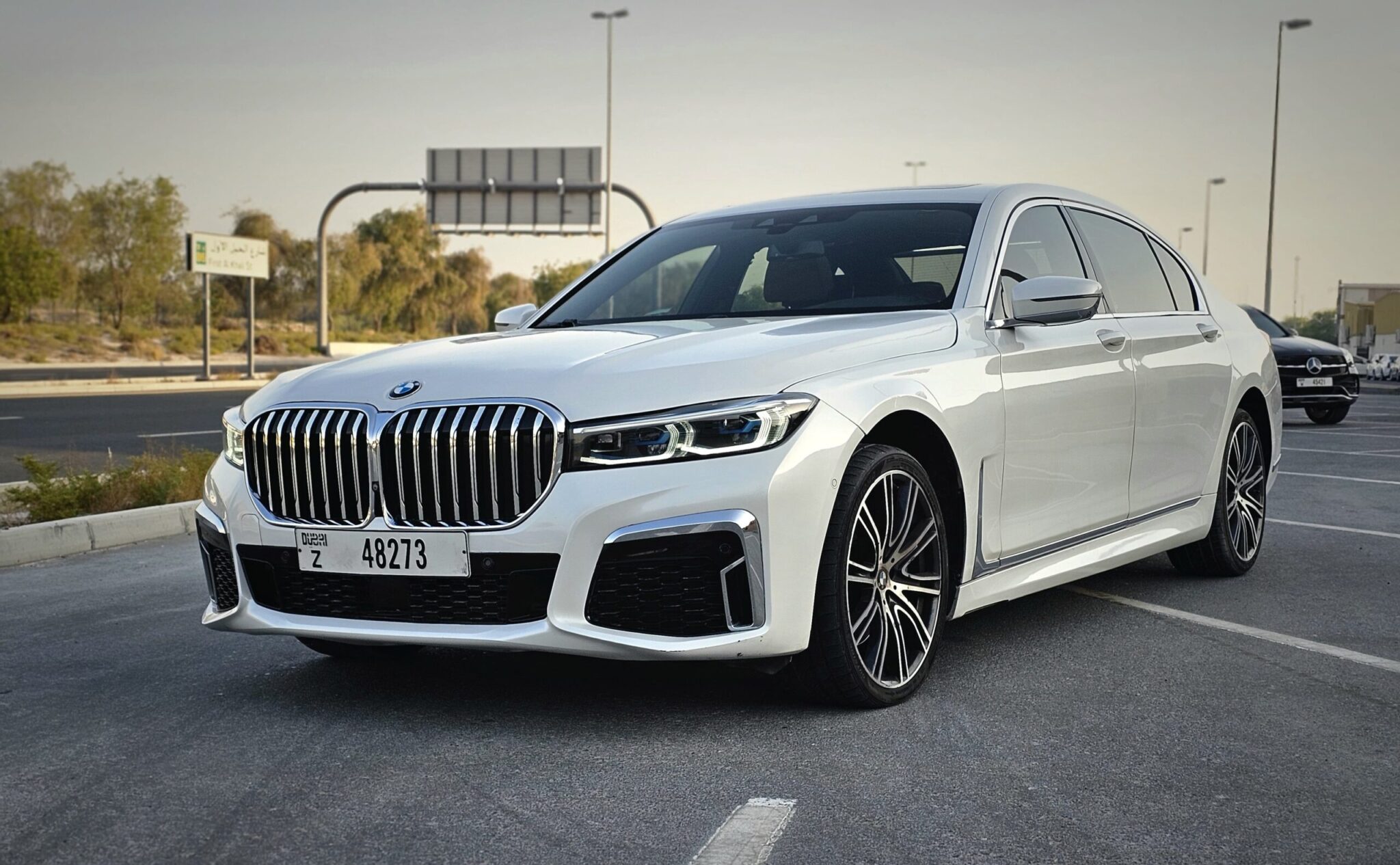 Rent BMW 740i – 2020